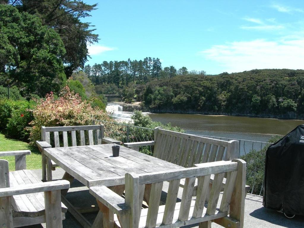 Waterfalls Estate - Motel & Campground Paihia Eksteriør billede